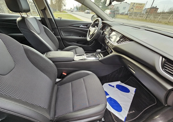 Opel Insignia cena 68990 przebieg: 107000, rok produkcji 2018 z Poręba małe 326
